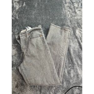 Levi’s Wedgie Straight Gray Wash Jeans Women’s Size 28